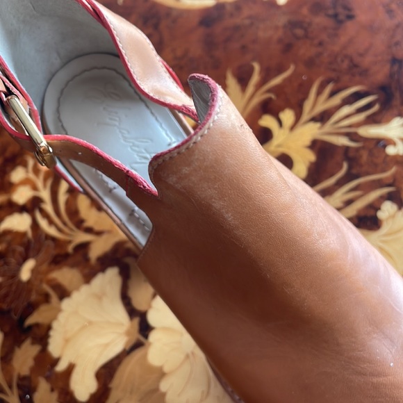 Like new ELIZABETH & JAMES cutout ankle boots sz6.5 - Picture 3 of 4